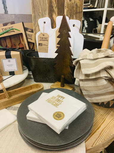 Home Goods Store «Rusted Window», reviews and photos, 99 E Carmel Dr Suite 140, Carmel, IN 46032, USA