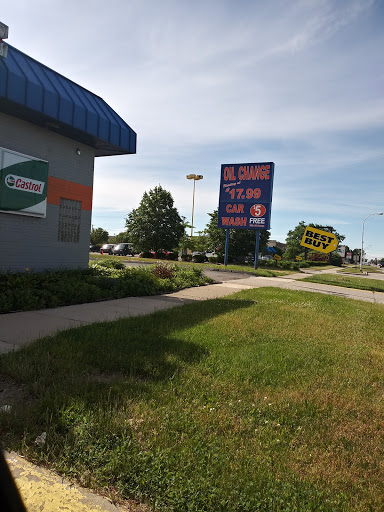 Quick & Easy Oil Change en Madison Heights