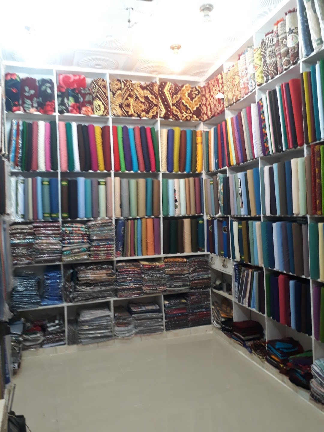 Cloth Market Mumtaz