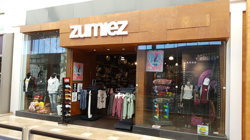 Zumiez