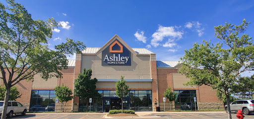 Furniture Store «Ashley HomeStore», reviews and photos, 905 Perimeter Dr, Schaumburg, IL 60173, USA