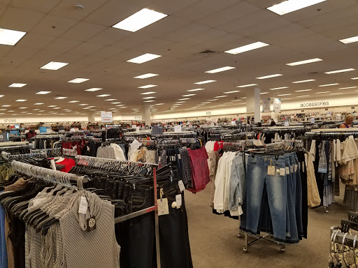 Department Store «Nordstrom Rack Gateway», reviews and photos, 9607 Research Blvd, Austin, TX 78759, USA