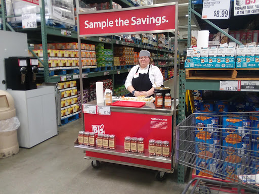 Warehouse club «BJ’s Wholesale Club», reviews and photos, 110 Mt Auburn Ave, Auburn, ME 04210, USA