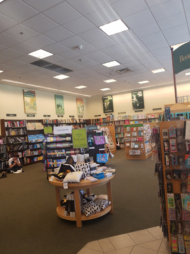 Book Store «Barnes & Noble», reviews and photos, 1923 W Malvern Ave, Fullerton, CA 92833, USA