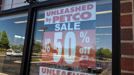 Pet Supply Store «Petco Animal Supplies», reviews and photos, 1425 W Palatine Rd, Hoffman Estates, IL 60192, USA