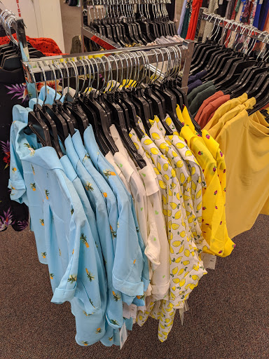 Department Store «Nordstrom Rack Orland Park Place», reviews and photos, 140 Orland Park Pl, Orland Park, IL 60462, USA