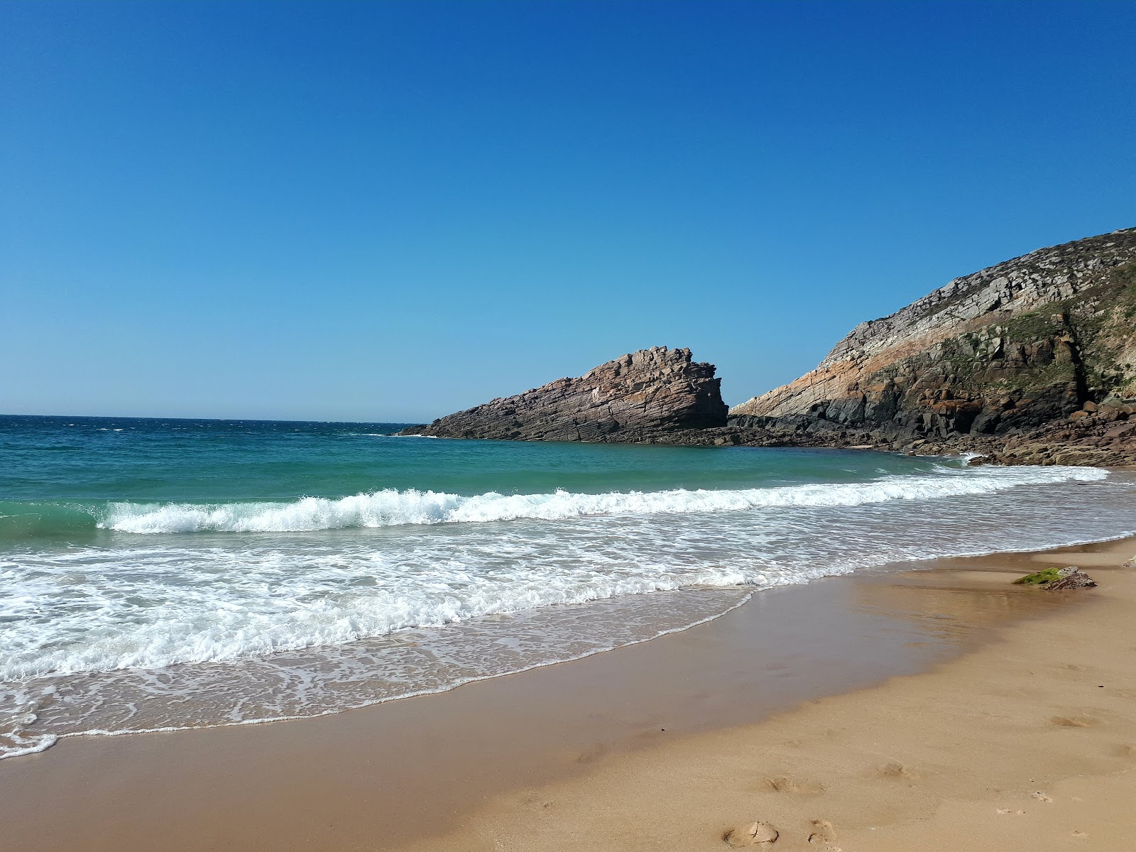 Plage de La Fosse'in fotoğrafı ve yerleşim