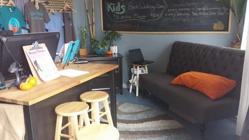 Massage Therapist «Heeling Sole Barefoot Massage», reviews and photos, 1864 Nacogdoches Rd, Alamo Heights, TX 78209, USA