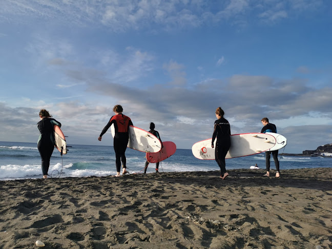 Azores Surf Co - Escola