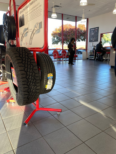 Tire Shop «Discount Tire Store», reviews and photos, 8550 N MacArthur Blvd, Irving, TX 75063, USA