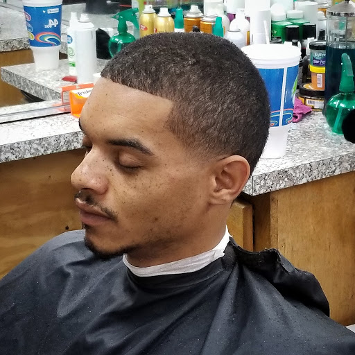 Barber Shop «New Dimensions Barbershop», reviews and photos, 345 NE 10th Ave, Crystal River, FL 34429, USA