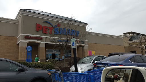 Pet Supply Store «PetSmart», reviews and photos, 1945 Pavilion Way, Lexington, KY 40509, USA
