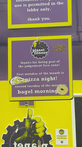 Gym «Planet Fitness», reviews and photos, 5050 S Memorial Dr, Tulsa, OK 74145, USA