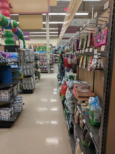 Pet Supply Store «Petco Animal Supplies», reviews and photos, 43465 Ford Rd, Canton, MI 48187, USA