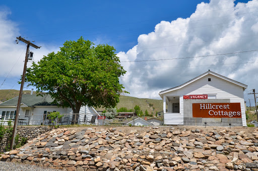 Hillcrest Cottages