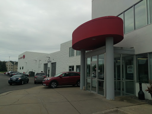 Car Dealer «Luther Nissan Kia», reviews and photos, 1470 50th St E, Inver Grove Heights, MN 55077, USA