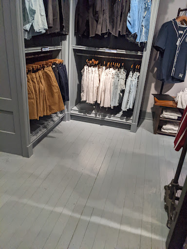 Clothing Store «Hollister Co.», reviews and photos, 9777 SW Washington Square Rd, Tigard, OR 97223, USA