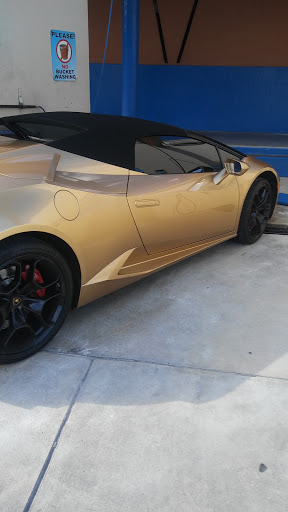 Car Wash «Ultimate Car Wash», reviews and photos, 321 S Federal Hwy, Dania Beach, FL 33004, USA