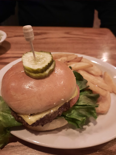 American Restaurant «Cracker Barrel Old Country Store», reviews and photos, 10090 Daniels Pkwy, Fort Myers, FL 33913, USA