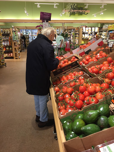 Grocery Store «Super Stop & Shop», reviews and photos, 450 Paradise Rd, Swampscott, MA 01907, USA