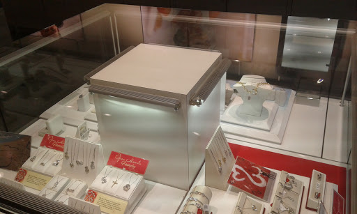 Jewelry Store «Kay Jewelers Outlet», reviews and photos, 20 The City Dr S, Orange, CA 92868, USA