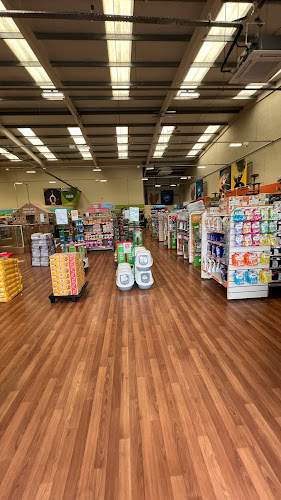 Reviews of Pets at Home Isle of Wight in Newport - Shop