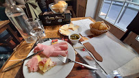Raclette du Restaurant de fondues Pain Vin Fromages à Paris - n°15