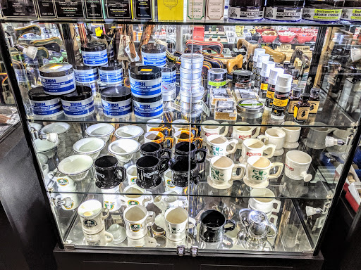 Tobacco Shop «Crescent Tobacco Shop and Newsstand», reviews and photos, 7037 E Tanque Verde Rd, Tucson, AZ 85715, USA