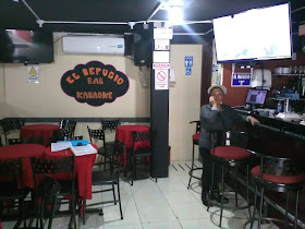 El Refugio Bar Karaoke