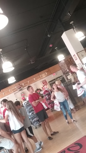 Book Store «DuBois Book Store Miami University», reviews and photos, 118 E High St, Oxford, OH 45056, USA