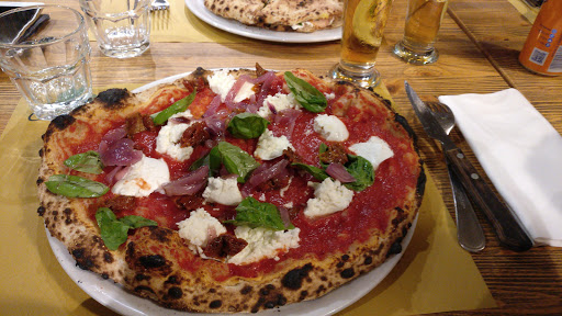 Casa Maggio Pizzeria con Cucina Pugliese in Roma, Città Metropolitana di Roma Capitale