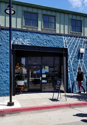 Wine Store «Oakland Yard Wine Shop», reviews and photos, 420 40th St, Oakland, CA 94609, USA