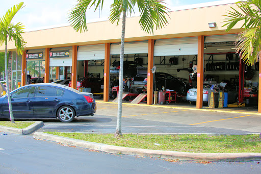 Tire Shop «Firestone Complete Auto Care», reviews and photos, 16251 Miami Dr, North Miami Beach, FL 33162, USA