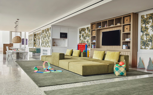 Luxury Hotel «Four Seasons Hotel at The Surf Club, Surfside, Florida», reviews and photos, 9101 Collins Ave, Surfside, FL 33154, USA