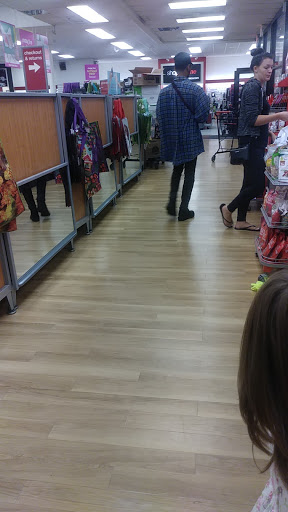 Department Store «T.J. Maxx», reviews and photos, 2711 S Rochester Rd, Rochester Hills, MI 48307, USA