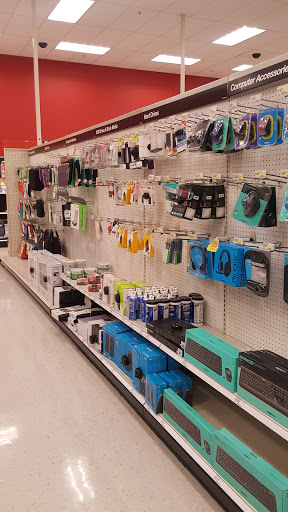 Department Store «Target», reviews and photos, 800 Broadview Village Sq, Broadview, IL 60155, USA