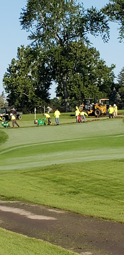 Golf Course «Birmingham Country Club», reviews and photos, 1750 Saxon Dr, Birmingham, MI 48009, USA