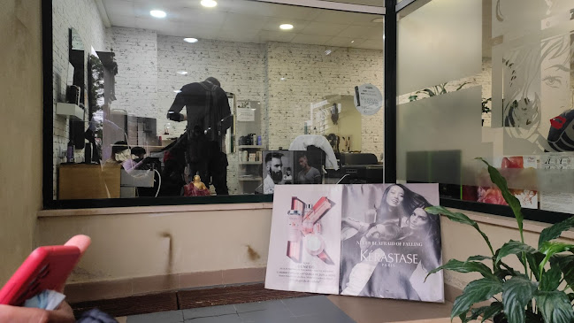 Cabeleireiro e Barbearia Opção