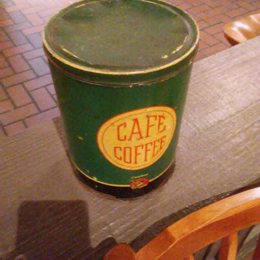 American Restaurant «Cracker Barrel Old Country Store», reviews and photos, 4800 Doris Pate Dr, Tuscaloosa, AL 35405, USA