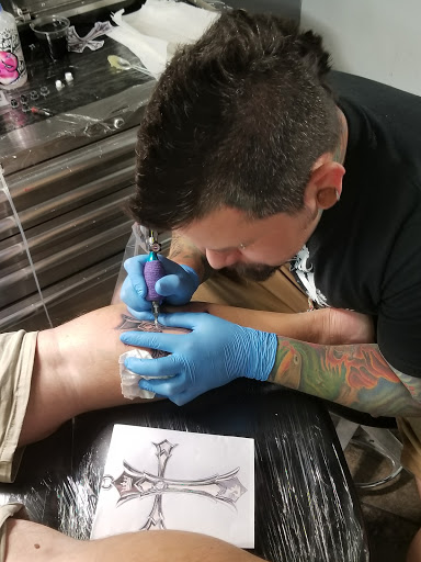 Tattoo Shop «BlindSide Tattoo», reviews and photos, 2101 S 1st St f, Austin, TX 78704, USA