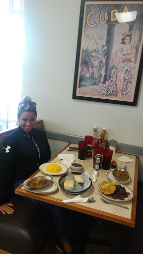 Restaurant «El Gallo De Oro Restaurante», reviews and photos, 4007 Fiesta Plaza, Tampa, FL 33607, USA