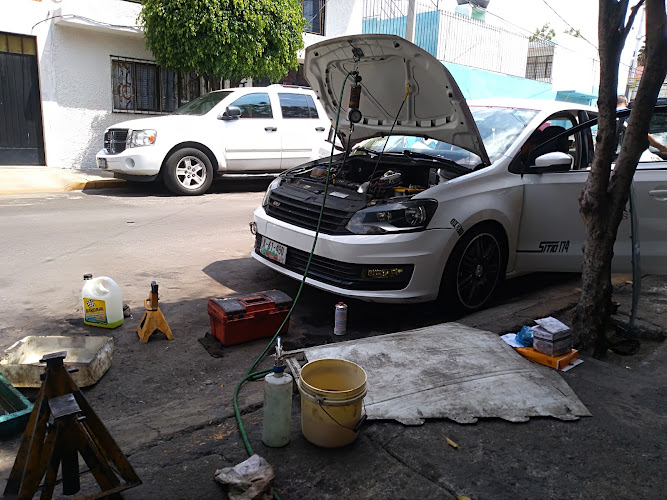 Chato's Racing