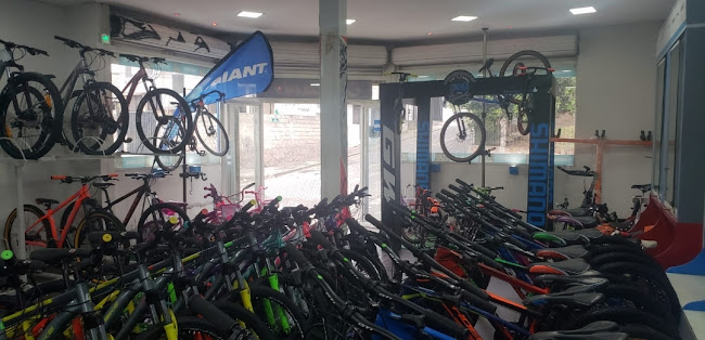 Opiniones de The Corner Shimano en Sangolqui - Tienda de bicicletas
