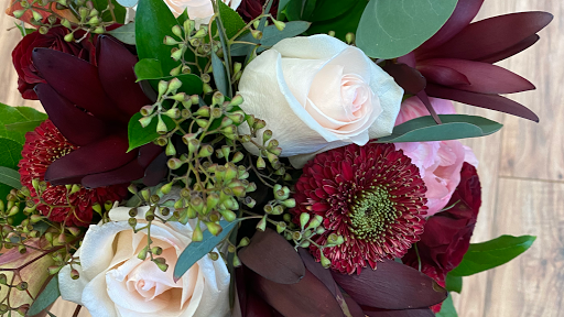 Westover Hills Florist by HFD, 114 N Ellison Dr #108, San Antonio, TX 78251, USA, 