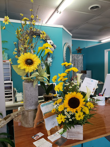 Florist «Blissful Blooms Floral», reviews and photos, 17 East Ave, Monroe, OH 45050, USA