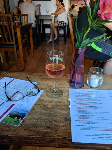 Wine Store «Castlerigg Wine Shop», reviews and photos, 110 S Hanover St, Carlisle, PA 17013, USA