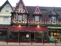 Photos du propriétaire du Restaurant français Restaurant des Halles à Houlgate - n°15