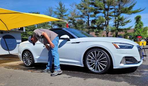 Car Wash «Southington Auto Wash & Oil Change & Detailing», reviews and photos, 254 Queen St, Southington, CT 06489, USA