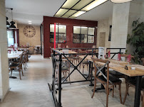 Atmosphère du Restaurant La Barbacane à Montreuil-Bellay - n°2