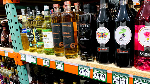 Liquor Store «Warehouse Wine & Liquor», reviews and photos, 113 Mill Plain Rd #6, Danbury, CT 06811, USA